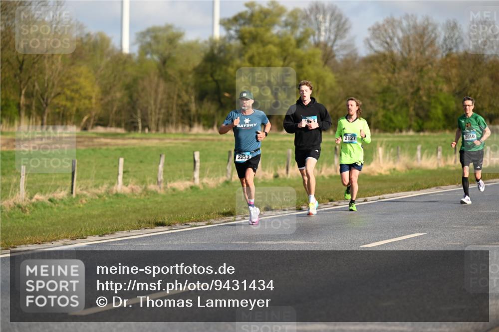 12.04.2026 - 45. Internationalen Wilhelmsburger Insellauf Dr. Thomas Lammeyer http://msf.ph/oto/9431434 12.04.2026 09:11:43 Laufen 5, 2253, 2127, 2010 meine-sportfotos.de