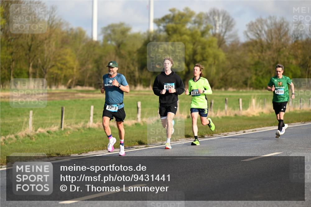 12.04.2026 - 45. Internationalen Wilhelmsburger Insellauf Dr. Thomas Lammeyer http://msf.ph/oto/9431441 12.04.2026 09:11:44 Laufen 4565, 2127, 2010, 2253 meine-sportfotos.de