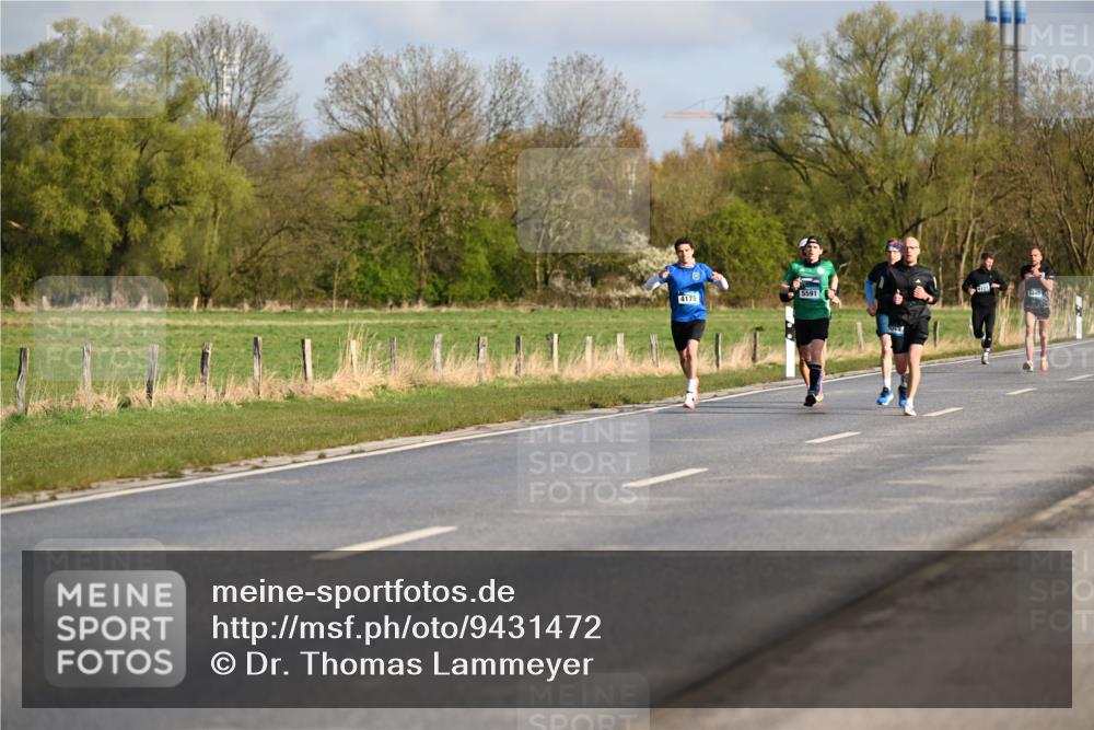 12.04.2026 - 45. Internationalen Wilhelmsburger Insellauf Dr. Thomas Lammeyer http://msf.ph/oto/9431472 12.04.2026 09:11:51 Laufen 5591, 5440, 4175 meine-sportfotos.de
