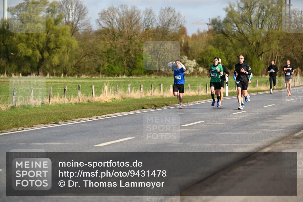 12.04.2026 - 45. Internationalen Wilhelmsburger Insellauf Dr. Thomas Lammeyer http://msf.ph/oto/9431478 12.04.2026 09:11:52 Laufen 4175, 5440, 5591 meine-sportfotos.de