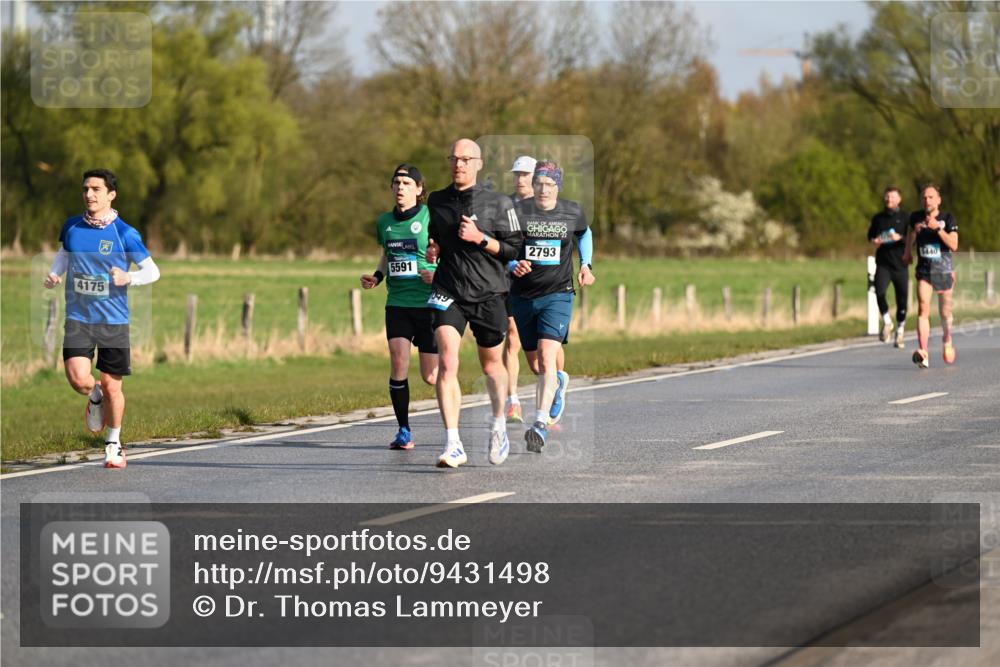12.04.2026 - 45. Internationalen Wilhelmsburger Insellauf Dr. Thomas Lammeyer http://msf.ph/oto/9431498 12.04.2026 09:11:57 Laufen 4175, 5591, 22, 2793, 5440 meine-sportfotos.de
