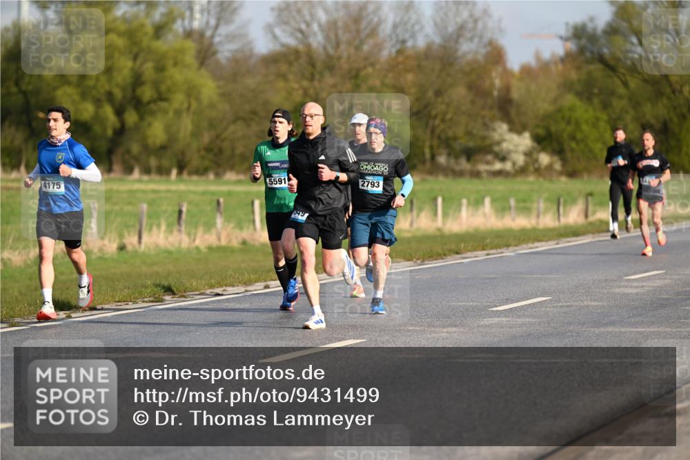 12.04.2026 - 45. Internationalen Wilhelmsburger Insellauf Dr. Thomas Lammeyer http://msf.ph/oto/9431499 12.04.2026 09:11:57 Laufen 4175, 5591, 22, 2793, 049 meine-sportfotos.de