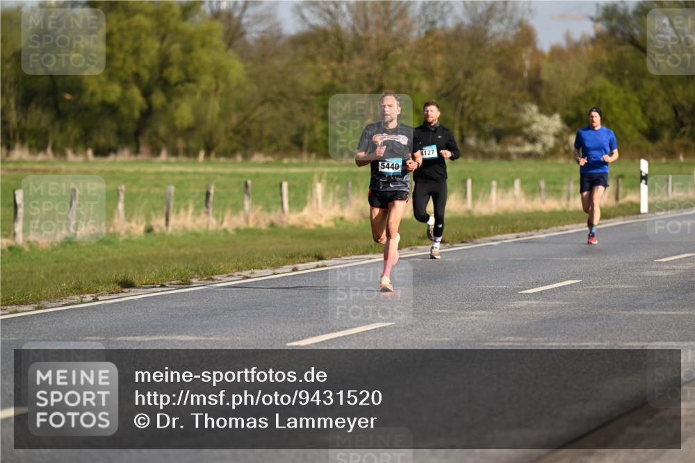 12.04.2026 - 45. Internationalen Wilhelmsburger Insellauf Dr. Thomas Lammeyer http://msf.ph/oto/9431520 12.04.2026 09:12:02 Laufen 5440, 4127 meine-sportfotos.de