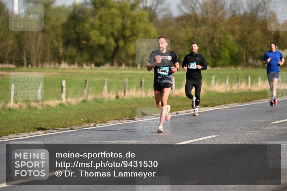 12.04.2026 - 45. Internationalen Wilhelmsburger Insellauf Dr. Thomas Lammeyer http://msf.ph/oto/9431530 12.04.2026 09:12:03 Laufen 4127, 5440 meine-sportfotos.de
