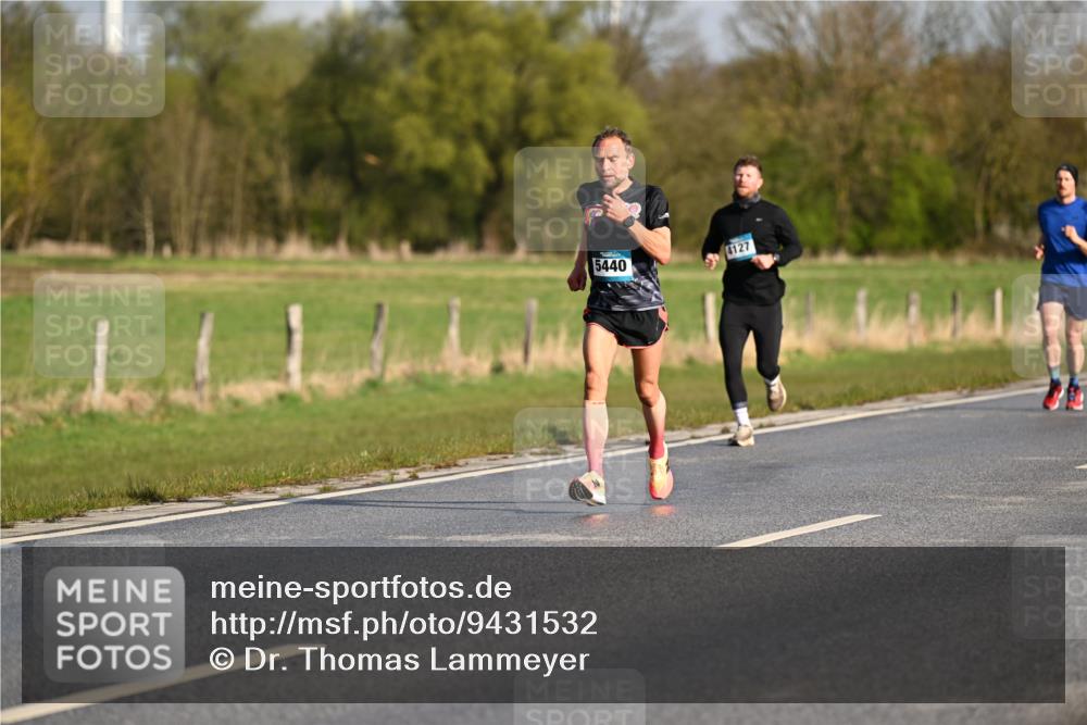 12.04.2026 - 45. Internationalen Wilhelmsburger Insellauf Dr. Thomas Lammeyer http://msf.ph/oto/9431532 12.04.2026 09:12:04 Laufen 5440, 4127 meine-sportfotos.de