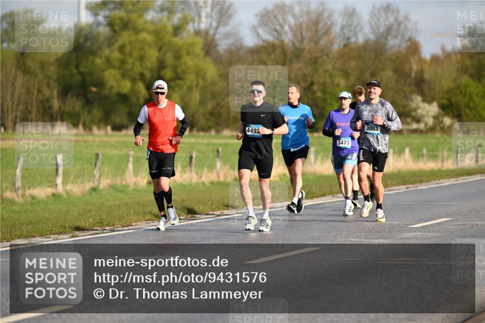 12.04.2026 - 45. Internationalen Wilhelmsburger Insellauf Dr. Thomas Lammeyer http://msf.ph/oto/9431576 12.04.2026 09:12:14 Laufen 4492, 3473, 3053 meine-sportfotos.de