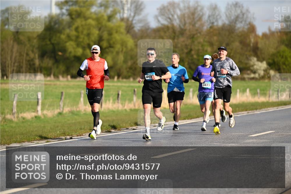 12.04.2026 - 45. Internationalen Wilhelmsburger Insellauf Dr. Thomas Lammeyer http://msf.ph/oto/9431577 12.04.2026 09:12:14 Laufen 449, 3055, 3473 meine-sportfotos.de