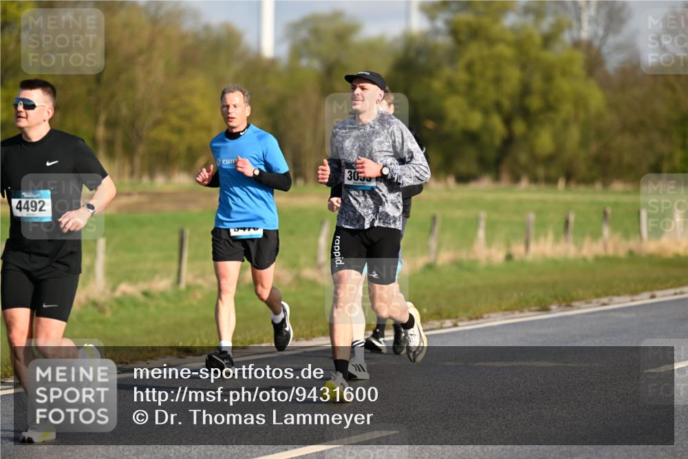 12.04.2026 - 45. Internationalen Wilhelmsburger Insellauf Dr. Thomas Lammeyer http://msf.ph/oto/9431600 12.04.2026 09:12:18 Laufen 4492, 3470, 3055 meine-sportfotos.de