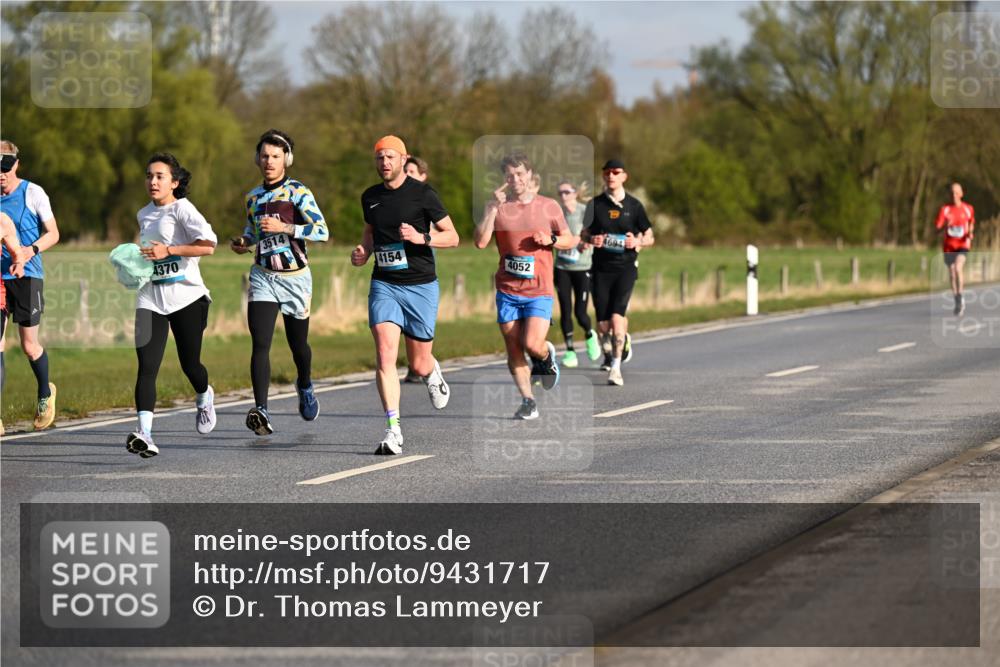 12.04.2026 - 45. Internationalen Wilhelmsburger Insellauf Dr. Thomas Lammeyer http://msf.ph/oto/9431717 12.04.2026 09:12:40 Laufen 3514, 4370, 4154, 4052, 4694 meine-sportfotos.de