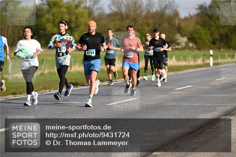 12.04.2026 - 45. Internationalen Wilhelmsburger Insellauf Dr. Thomas Lammeyer http://msf.ph/oto/9431724 12.04.2026 09:12:41 Laufen 4370, 3514, 2442, 4154, 4052 meine-sportfotos.de