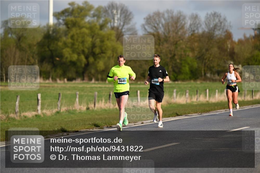 12.04.2026 - 45. Internationalen Wilhelmsburger Insellauf Dr. Thomas Lammeyer http://msf.ph/oto/9431822 12.04.2026 09:13:02 Laufen 5645, 4460 meine-sportfotos.de