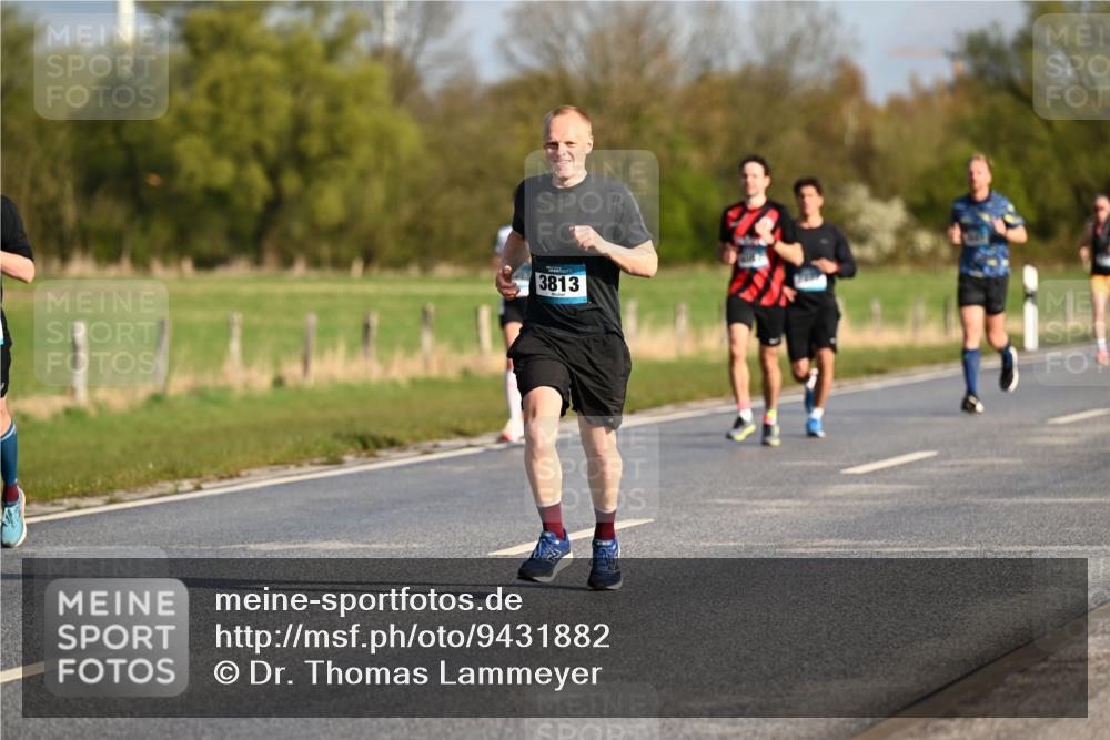 12.04.2026 - 45. Internationalen Wilhelmsburger Insellauf Dr. Thomas Lammeyer http://msf.ph/oto/9431882 12.04.2026 09:13:15 Laufen 3813 meine-sportfotos.de
