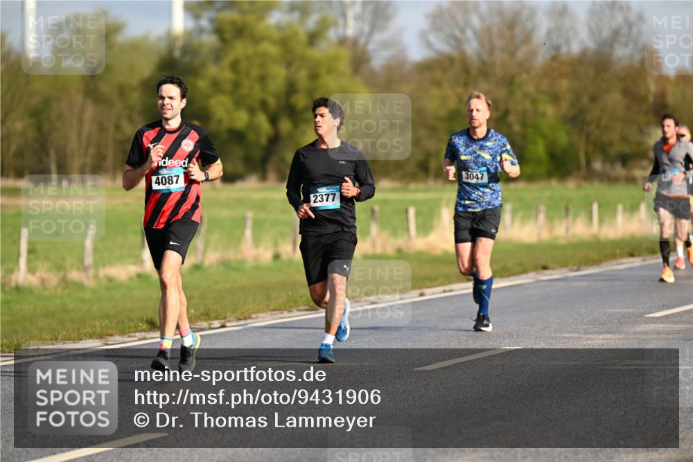 12.04.2026 - 45. Internationalen Wilhelmsburger Insellauf Dr. Thomas Lammeyer http://msf.ph/oto/9431906 12.04.2026 09:13:19 Laufen 4087, 2377, 3047 meine-sportfotos.de