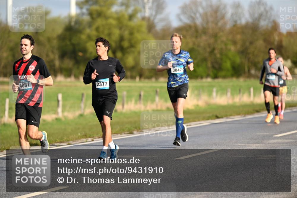 12.04.2026 - 45. Internationalen Wilhelmsburger Insellauf Dr. Thomas Lammeyer http://msf.ph/oto/9431910 12.04.2026 09:13:20 Laufen 4087, 2377, 3047 meine-sportfotos.de