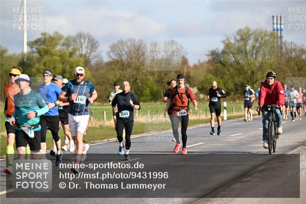 12.04.2026 - 45. Internationalen Wilhelmsburger Insellauf Dr. Thomas Lammeyer http://msf.ph/oto/9431996 12.04.2026 09:13:36 Laufen 4190, 3585, 3958, 4296 meine-sportfotos.de