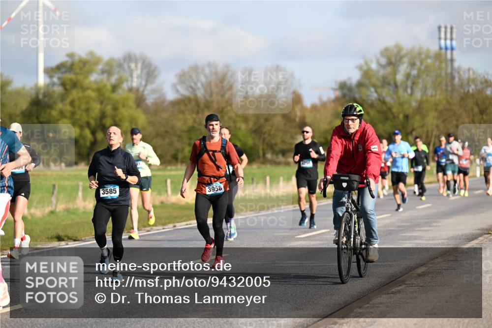 12.04.2026 - 45. Internationalen Wilhelmsburger Insellauf Dr. Thomas Lammeyer http://msf.ph/oto/9432005 12.04.2026 09:13:37 Laufen 3585, 3958, 42, 98 meine-sportfotos.de