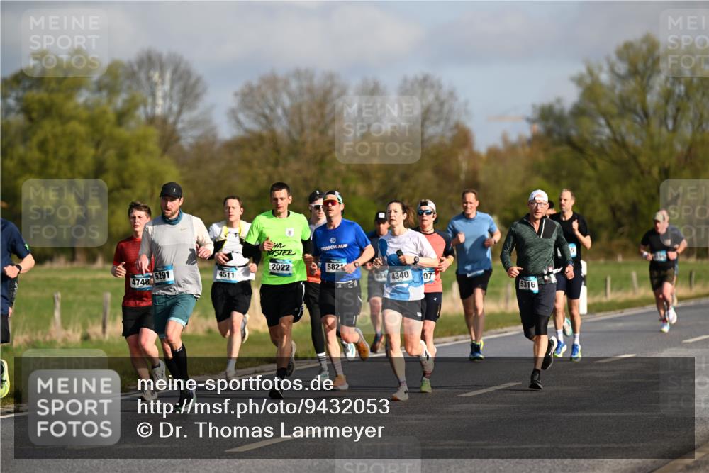 12.04.2026 - 45. Internationalen Wilhelmsburger Insellauf Dr. Thomas Lammeyer http://msf.ph/oto/9432053 12.04.2026 09:13:46 Laufen 5291, 4748, 4511, 2022, 582, 444340, 07, 5316 meine-sportfotos.de