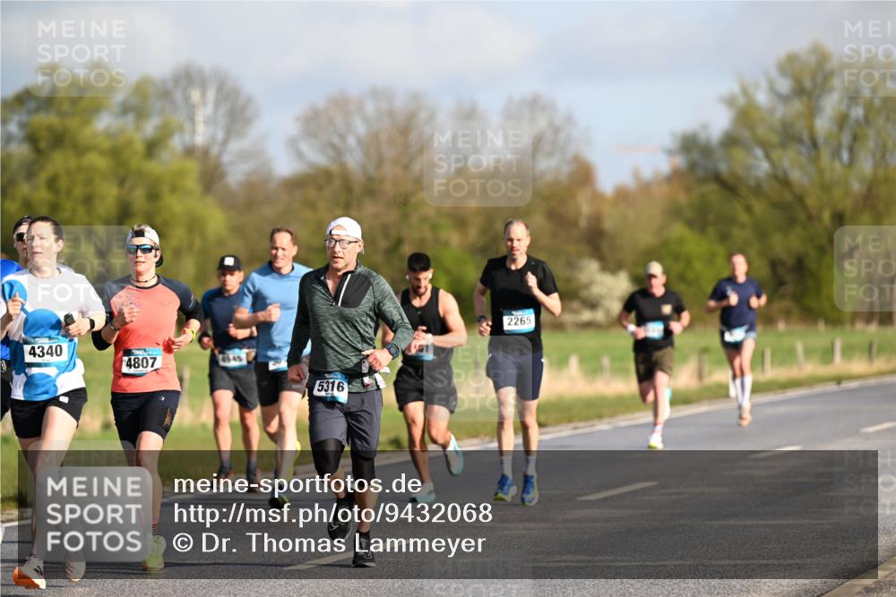 12.04.2026 - 45. Internationalen Wilhelmsburger Insellauf Dr. Thomas Lammeyer http://msf.ph/oto/9432068 12.04.2026 09:13:49 Laufen 4340, 4807, 4545, 5316, 2265 meine-sportfotos.de