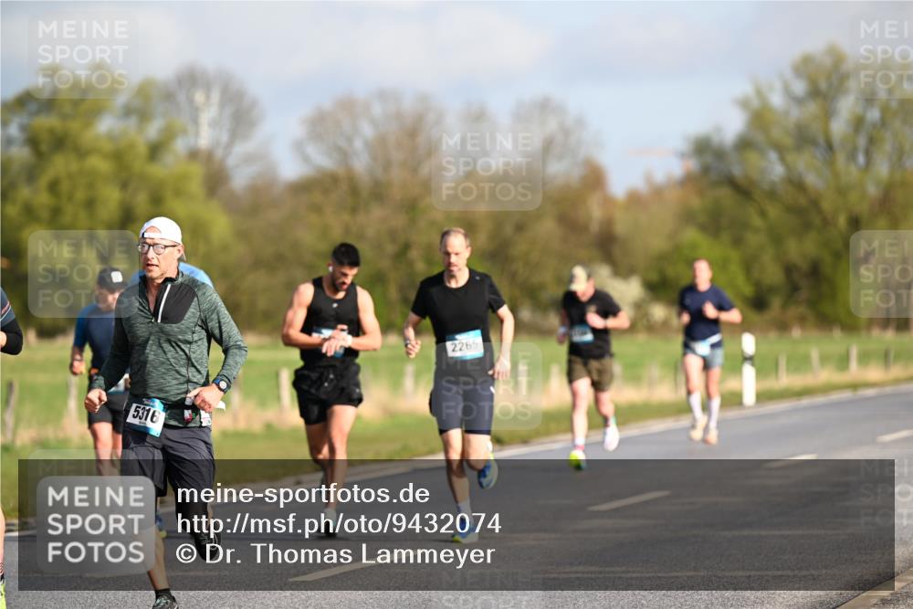 12.04.2026 - 45. Internationalen Wilhelmsburger Insellauf Dr. Thomas Lammeyer http://msf.ph/oto/9432074 12.04.2026 09:13:50 Laufen 5316, 2265 meine-sportfotos.de