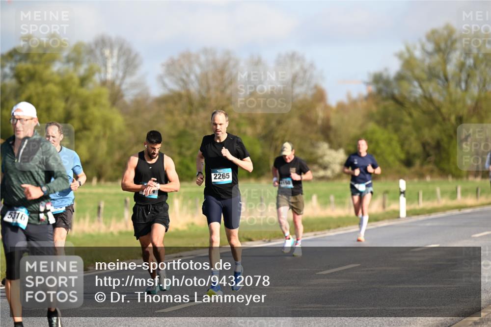 12.04.2026 - 45. Internationalen Wilhelmsburger Insellauf Dr. Thomas Lammeyer http://msf.ph/oto/9432078 12.04.2026 09:13:50 Laufen 5316, 2265, 150 meine-sportfotos.de
