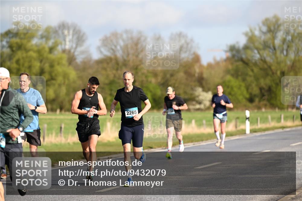 12.04.2026 - 45. Internationalen Wilhelmsburger Insellauf Dr. Thomas Lammeyer http://msf.ph/oto/9432079 12.04.2026 09:13:50 Laufen 6, 2265, 1150 meine-sportfotos.de