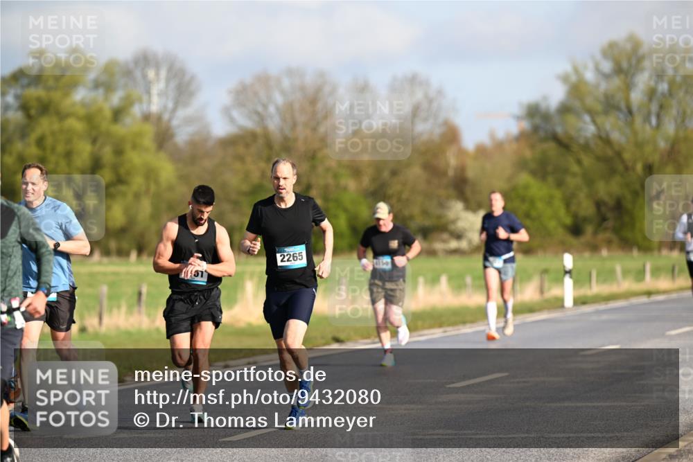 12.04.2026 - 45. Internationalen Wilhelmsburger Insellauf Dr. Thomas Lammeyer http://msf.ph/oto/9432080 12.04.2026 09:13:50 Laufen 2265 meine-sportfotos.de