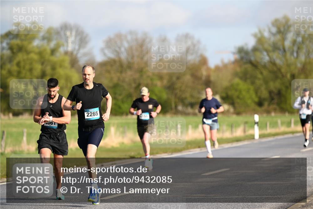 12.04.2026 - 45. Internationalen Wilhelmsburger Insellauf Dr. Thomas Lammeyer http://msf.ph/oto/9432085 12.04.2026 09:13:51 Laufen 2265 meine-sportfotos.de