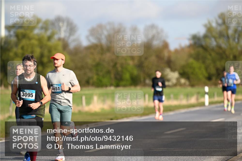 12.04.2026 - 45. Internationalen Wilhelmsburger Insellauf Dr. Thomas Lammeyer http://msf.ph/oto/9432146 12.04.2026 09:14:02 Laufen 3095, 4651 meine-sportfotos.de