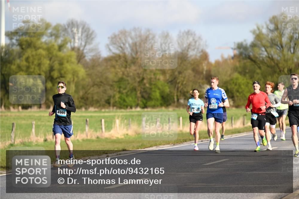 12.04.2026 - 45. Internationalen Wilhelmsburger Insellauf Dr. Thomas Lammeyer http://msf.ph/oto/9432165 12.04.2026 09:14:06 Laufen 4995, 5742, 3133, 1317 meine-sportfotos.de