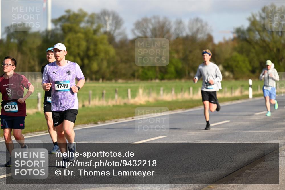 12.04.2026 - 45. Internationalen Wilhelmsburger Insellauf Dr. Thomas Lammeyer http://msf.ph/oto/9432218 12.04.2026 09:14:16 Laufen 4749, 4214 meine-sportfotos.de