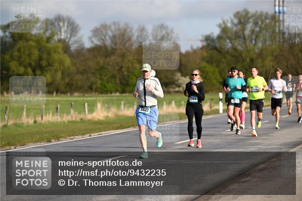 12.04.2026 - 45. Internationalen Wilhelmsburger Insellauf Dr. Thomas Lammeyer http://msf.ph/oto/9432235 12.04.2026 09:14:20 Laufen 5522, 5764, 2014, 2325, 4064 meine-sportfotos.de