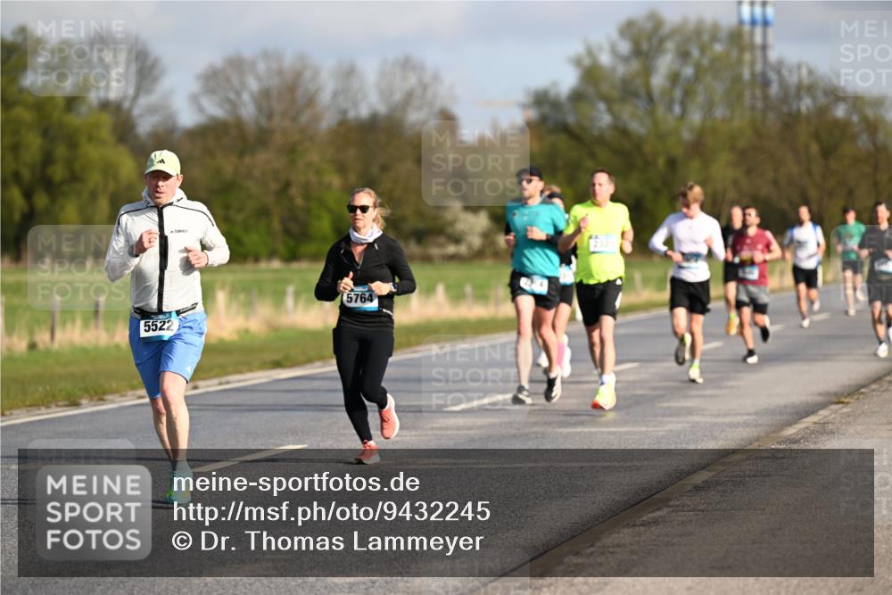 12.04.2026 - 45. Internationalen Wilhelmsburger Insellauf Dr. Thomas Lammeyer http://msf.ph/oto/9432245 12.04.2026 09:14:21 Laufen 5522, 5764 meine-sportfotos.de