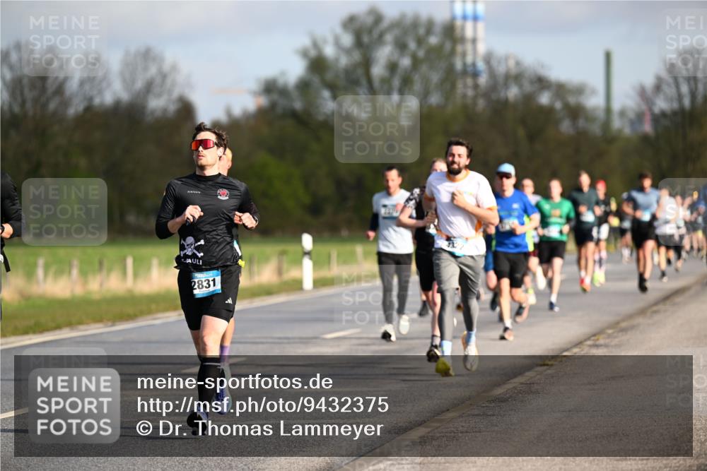 12.04.2026 - 45. Internationalen Wilhelmsburger Insellauf Dr. Thomas Lammeyer http://msf.ph/oto/9432375 12.04.2026 09:14:44 Laufen 2831 meine-sportfotos.de