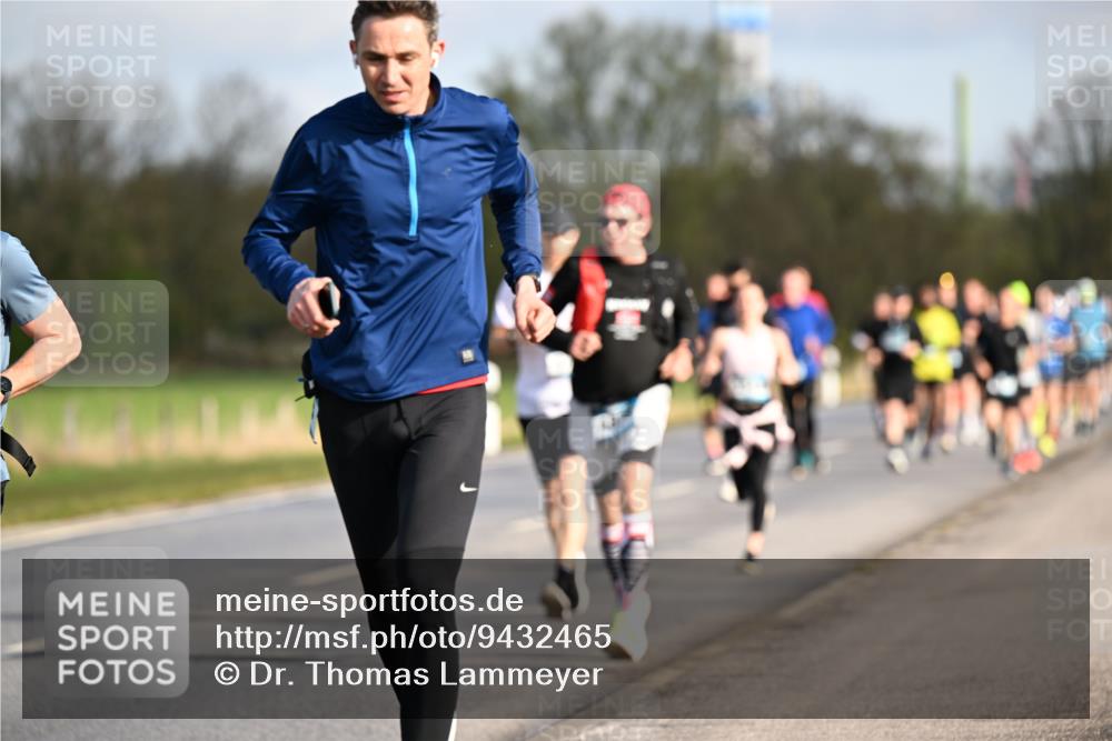 12.04.2026 - 45. Internationalen Wilhelmsburger Insellauf Dr. Thomas Lammeyer http://msf.ph/oto/9432465 12.04.2026 09:14:58 Laufen  meine-sportfotos.de