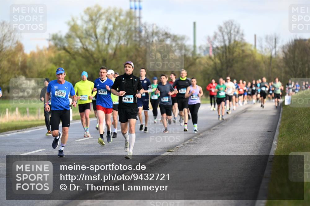 12.04.2026 - 45. Internationalen Wilhelmsburger Insellauf Dr. Thomas Lammeyer http://msf.ph/oto/9432721 12.04.2026 09:15:50 Laufen 2568, 2048, 2472, 4787 meine-sportfotos.de