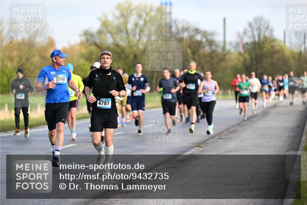 12.04.2026 - 45. Internationalen Wilhelmsburger Insellauf Dr. Thomas Lammeyer http://msf.ph/oto/9432735 12.04.2026 09:15:52 Laufen 2568, 4787 meine-sportfotos.de