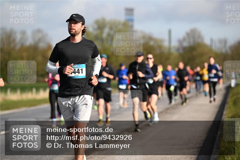 12.04.2026 - 45. Internationalen Wilhelmsburger Insellauf Dr. Thomas Lammeyer http://msf.ph/oto/9432926 12.04.2026 09:16:30 Laufen 441 meine-sportfotos.de