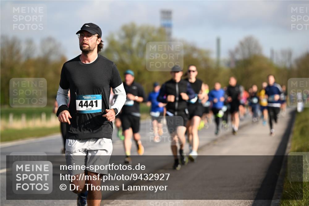 12.04.2026 - 45. Internationalen Wilhelmsburger Insellauf Dr. Thomas Lammeyer http://msf.ph/oto/9432927 12.04.2026 09:16:30 Laufen 45, 4441 meine-sportfotos.de