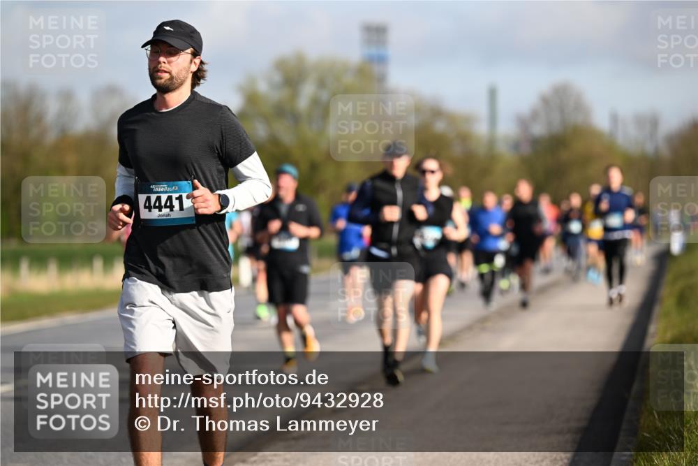 12.04.2026 - 45. Internationalen Wilhelmsburger Insellauf Dr. Thomas Lammeyer http://msf.ph/oto/9432928 12.04.2026 09:16:30 Laufen 4441 meine-sportfotos.de