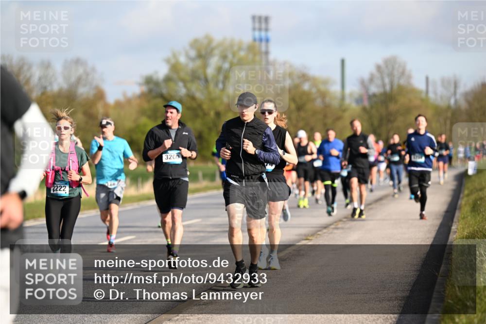12.04.2026 - 45. Internationalen Wilhelmsburger Insellauf Dr. Thomas Lammeyer http://msf.ph/oto/9432933 12.04.2026 09:16:31 Laufen 2222, 3200 meine-sportfotos.de