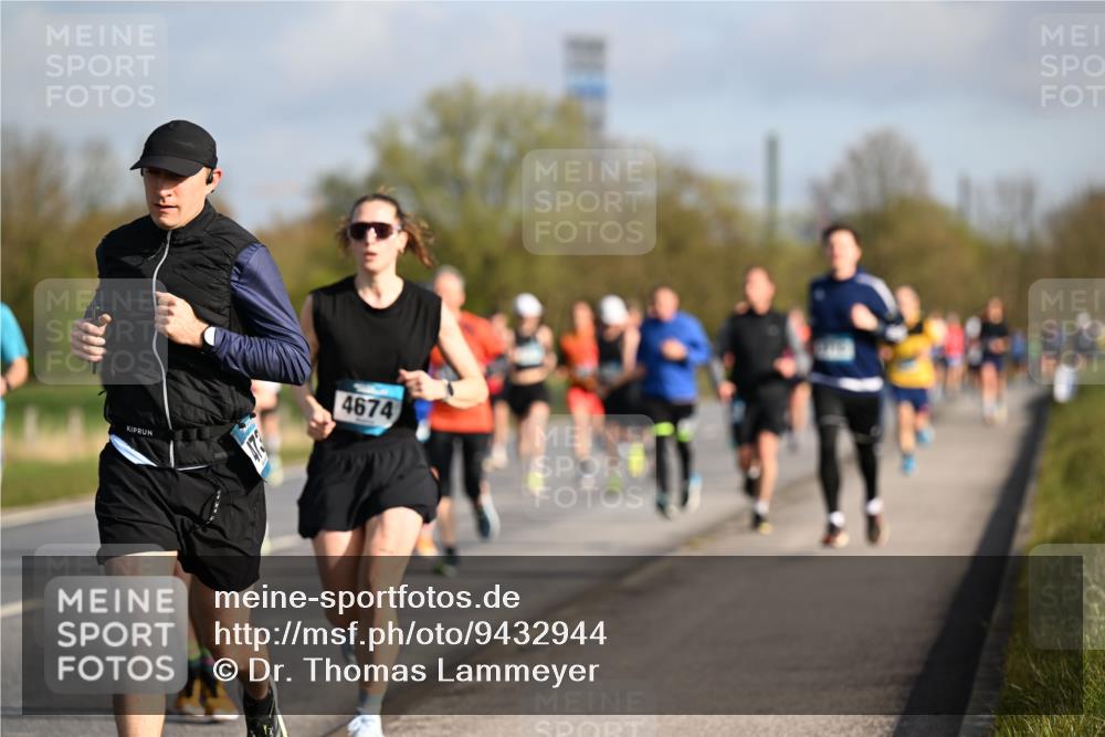 12.04.2026 - 45. Internationalen Wilhelmsburger Insellauf Dr. Thomas Lammeyer http://msf.ph/oto/9432944 12.04.2026 09:16:33 Laufen 4674 meine-sportfotos.de
