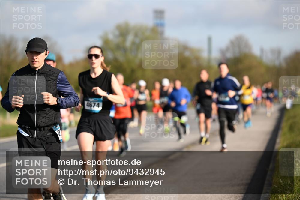 12.04.2026 - 45. Internationalen Wilhelmsburger Insellauf Dr. Thomas Lammeyer http://msf.ph/oto/9432945 12.04.2026 09:16:33 Laufen 4674 meine-sportfotos.de