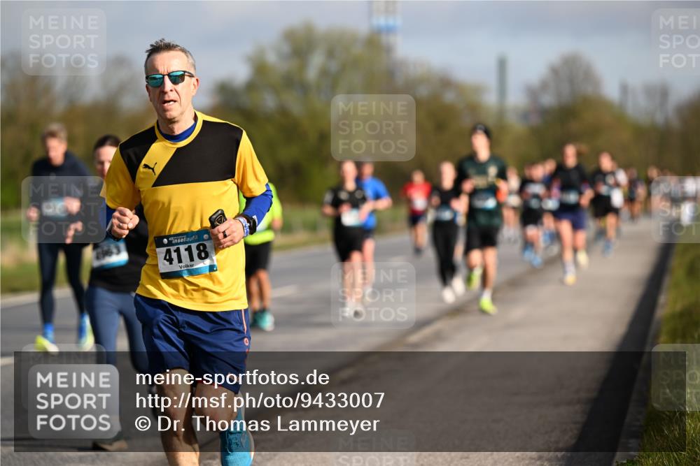 12.04.2026 - 45. Internationalen Wilhelmsburger Insellauf Dr. Thomas Lammeyer http://msf.ph/oto/9433007 12.04.2026 09:16:44 Laufen 4118 meine-sportfotos.de