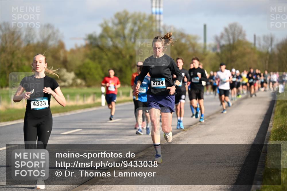 12.04.2026 - 45. Internationalen Wilhelmsburger Insellauf Dr. Thomas Lammeyer http://msf.ph/oto/9433038 12.04.2026 09:16:50 Laufen 4333, 2724 meine-sportfotos.de