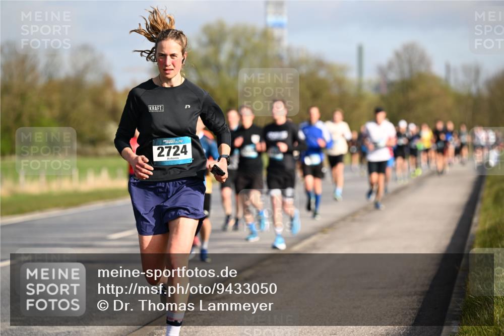 12.04.2026 - 45. Internationalen Wilhelmsburger Insellauf Dr. Thomas Lammeyer http://msf.ph/oto/9433050 12.04.2026 09:16:52 Laufen 2724 meine-sportfotos.de