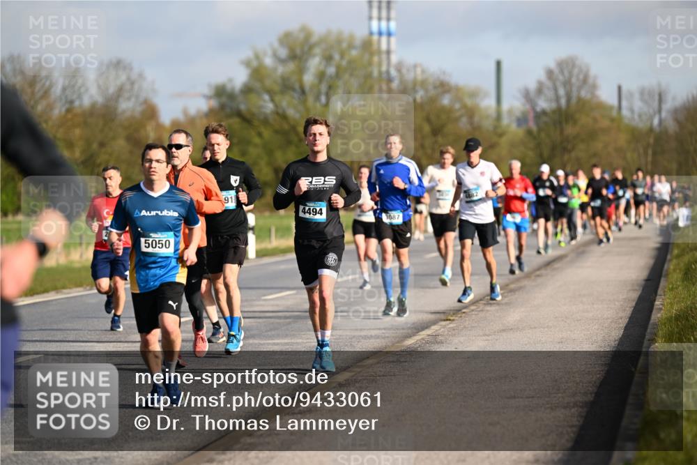 12.04.2026 - 45. Internationalen Wilhelmsburger Insellauf Dr. Thomas Lammeyer http://msf.ph/oto/9433061 12.04.2026 09:16:54 Laufen 91, 4494, 3087, 5050, 1882 meine-sportfotos.de