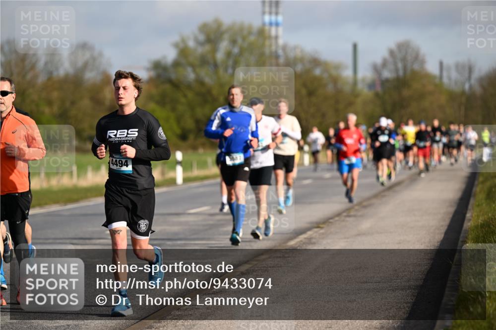12.04.2026 - 45. Internationalen Wilhelmsburger Insellauf Dr. Thomas Lammeyer http://msf.ph/oto/9433074 12.04.2026 09:16:56 Laufen 4494 meine-sportfotos.de