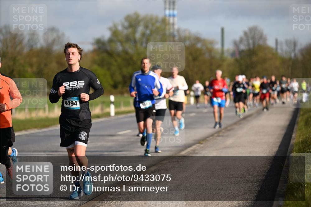 12.04.2026 - 45. Internationalen Wilhelmsburger Insellauf Dr. Thomas Lammeyer http://msf.ph/oto/9433075 12.04.2026 09:16:56 Laufen 4494 meine-sportfotos.de