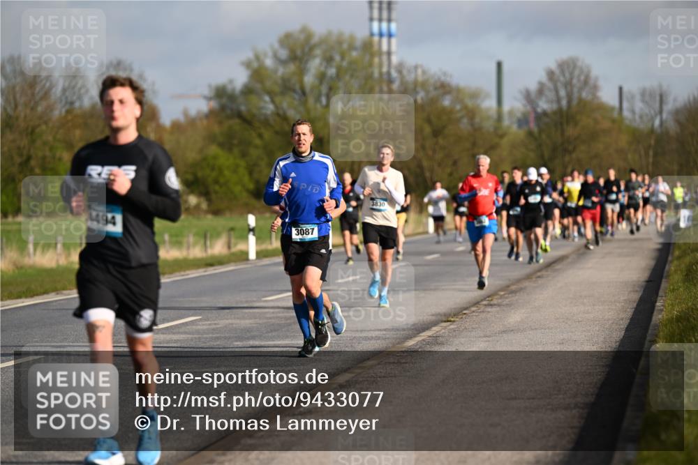 12.04.2026 - 45. Internationalen Wilhelmsburger Insellauf Dr. Thomas Lammeyer http://msf.ph/oto/9433077 12.04.2026 09:16:57 Laufen 1494, 3087, 3830 meine-sportfotos.de