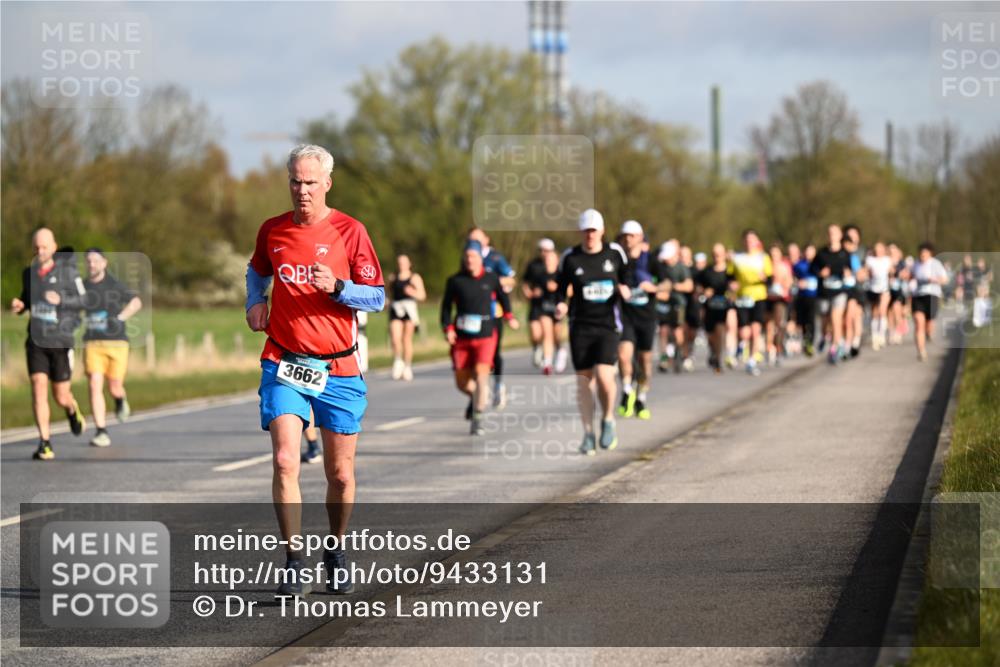 12.04.2026 - 45. Internationalen Wilhelmsburger Insellauf Dr. Thomas Lammeyer http://msf.ph/oto/9433131 12.04.2026 09:17:05 Laufen 3662 meine-sportfotos.de